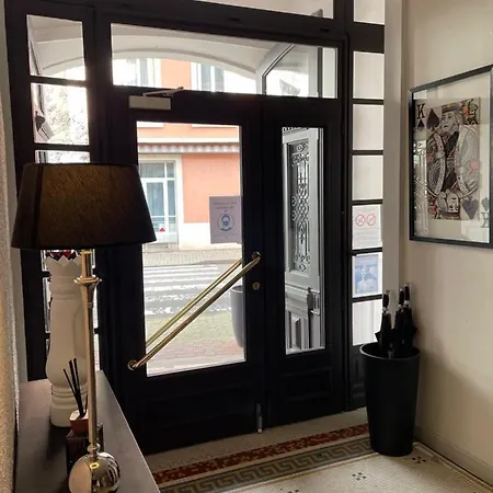 Le Pavillon D'enghien, Centre فندق 3*