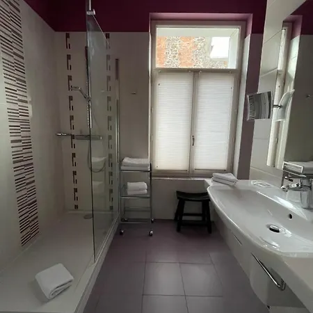 Le Pavillon D'enghien, Centre