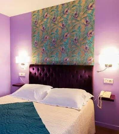 Le Pavillon D'enghien, Centre