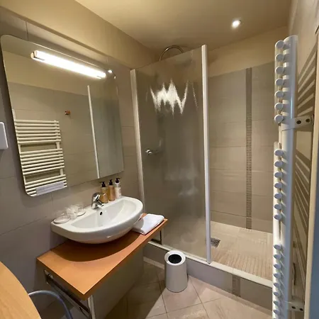 Отель Le Pavillon D'enghien, Centre Виши