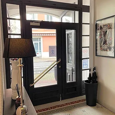 فندق Le Pavillon D'enghien, Centre 3*