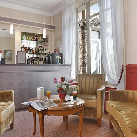 Le Pavillon D'enghien, Centre Отель 3*