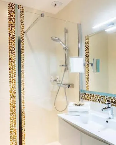 Le Pavillon D'enghien, Centre 3*