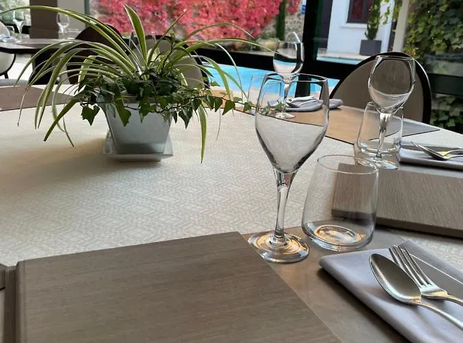 Le Pavillon D'enghien, Centre 3*