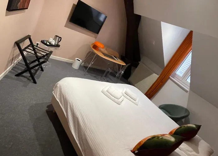 Le Pavillon D'enghien, Centre Hotel Vichy