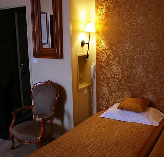 Le Pavillon D'enghien, Centre Hotel Vichy